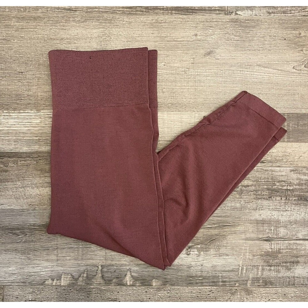 FEATHERS Womens Maternity Purple Yoga Leggings Capri Pants Size O/S